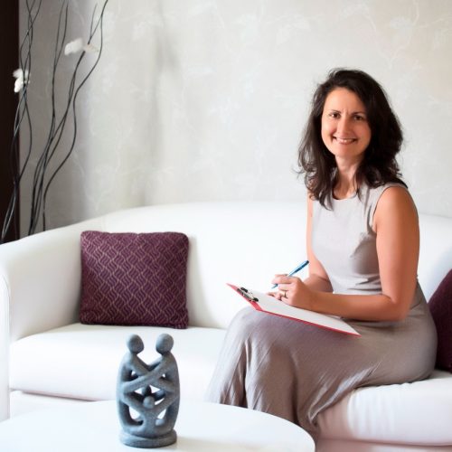 Kiss Orsolya segítő szakember